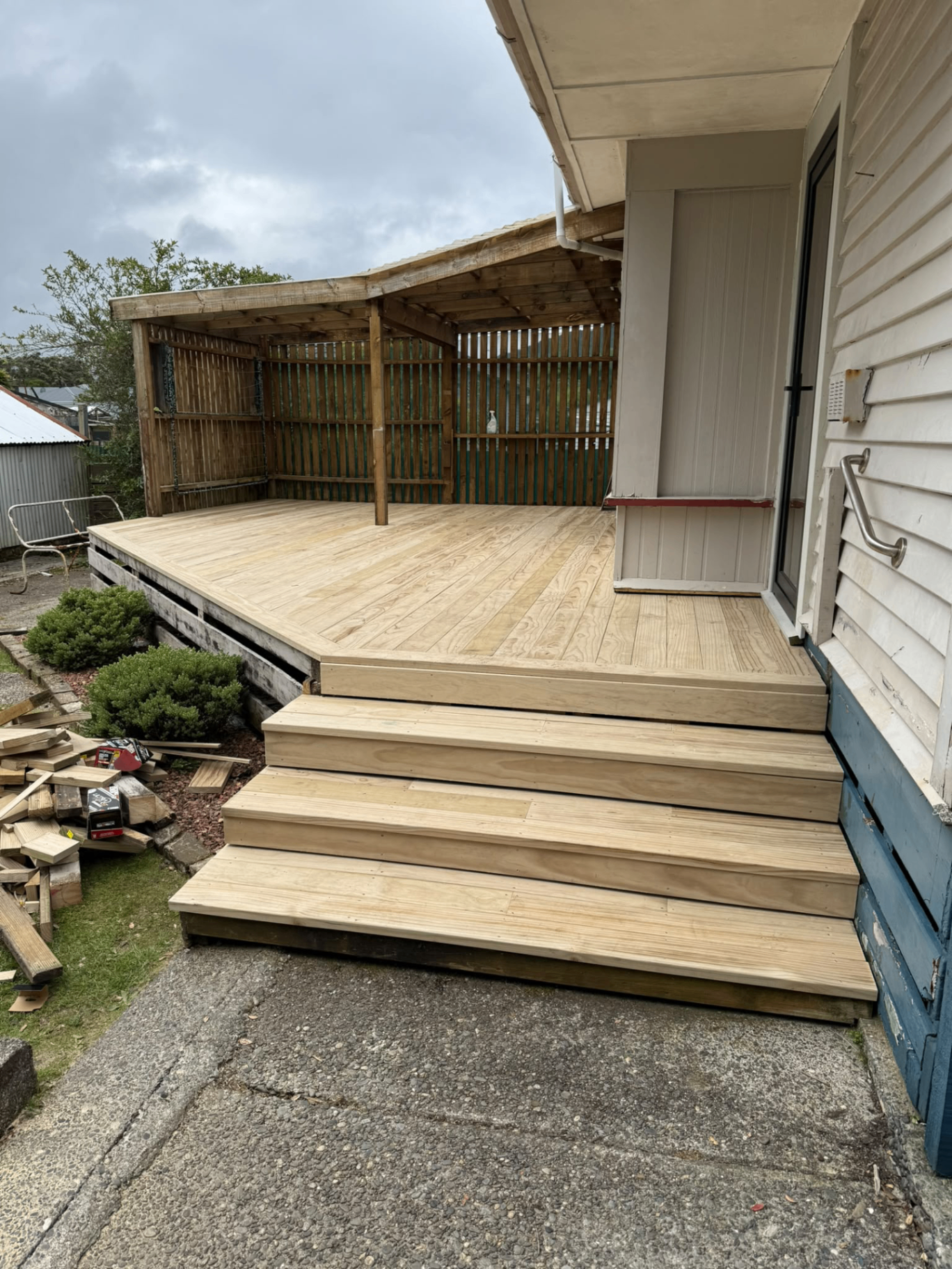 Timber Deck with Steps & Pergola